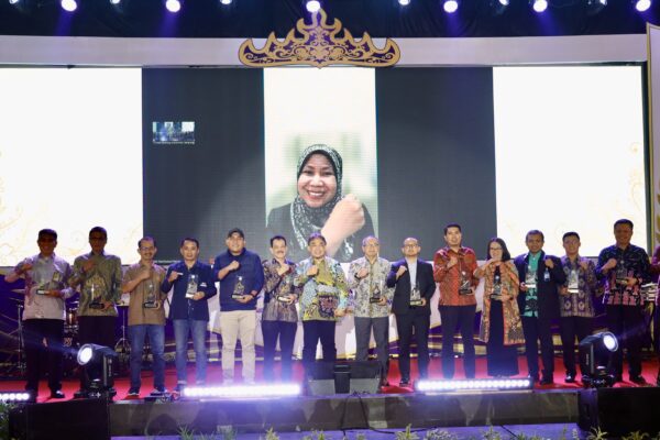 SMSI Lampung Sabet Penghargaan Anugerah Unila Be Strong 2026