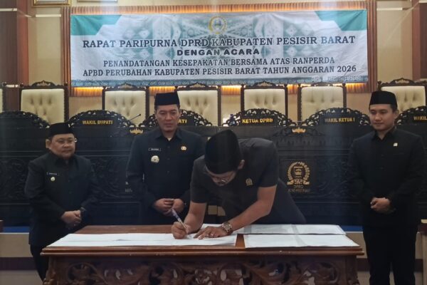 Pemkab & DPRD Pesisir Barat Sepakati APBD Perubahan 2026
