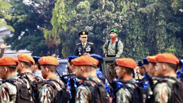 Danrem 043/Gatam Isi HUT ke-81 TNI di Lampung Dengan Kunjungan ke Panti Asuhan
