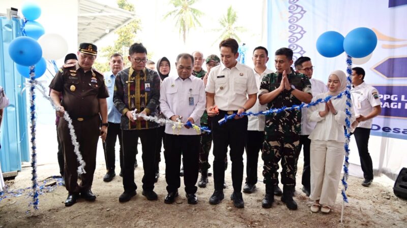 Anak-anak Sragi Sambut Gembira MBG, SPPG 3T Bandar Agung Buka Peluang Ekonomi Warga