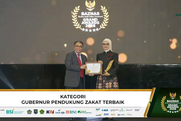Gubernur Mirza Kembali Raih Grand BAZNAS Awards 2026