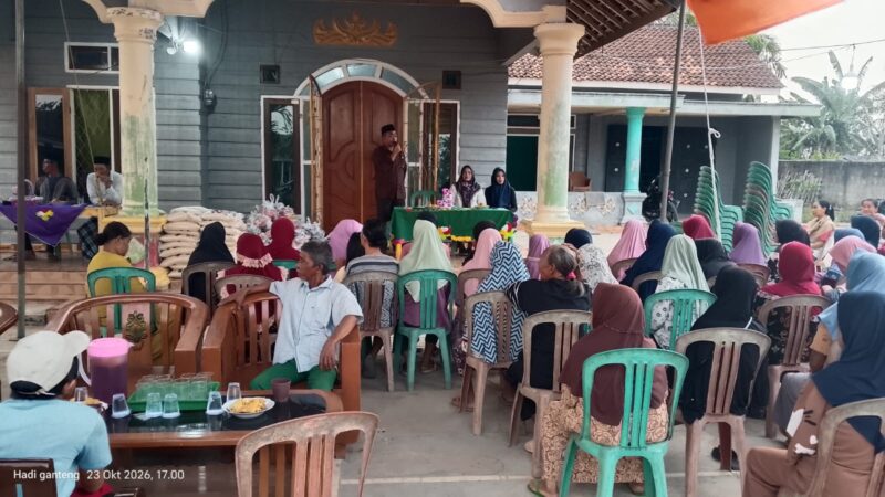 Bentuk Rasa Syukur Kemenangan, Heri Yanto Bagikan Beras Gratis untuk Warga Gunung Menanti